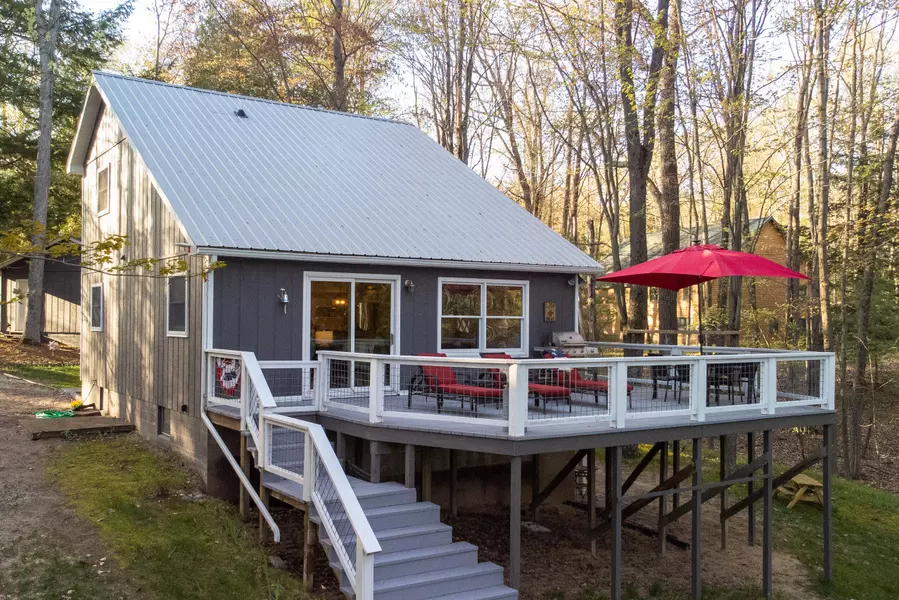 5102 N Birch Avenue, Fountain, MI 49410