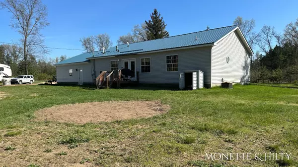 Holton, MI 49425,4258 Brunswick Road