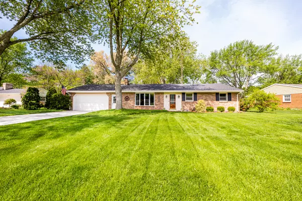 2454 Brookpoint Lane, Stevensville, MI 49127