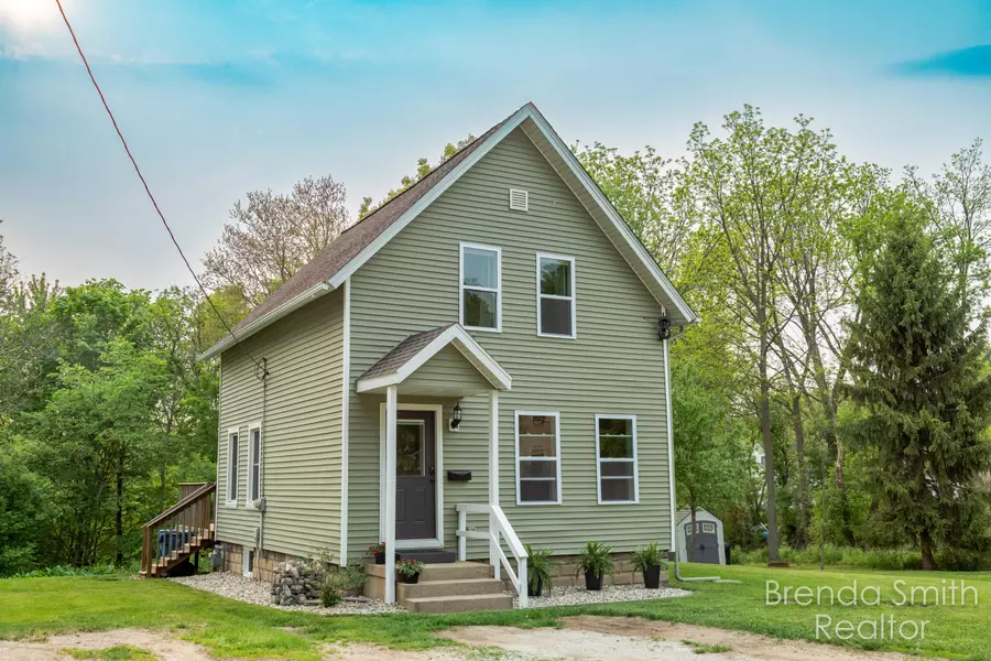 249 East Street, Coopersville, MI 49404
