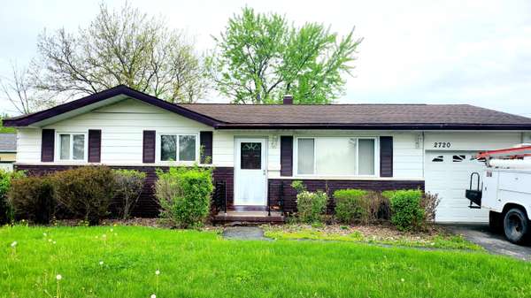 2720 W Auburn Drive, Saginaw, MI 48601