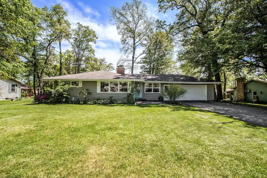 26411 Sweetbriar Street, Edwardsburg, MI 49112
