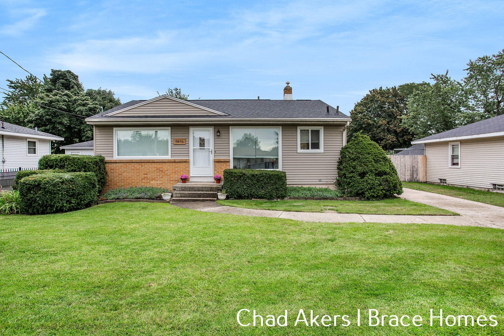 4876 Aleda SE Avenue, Kentwood, MI 49508