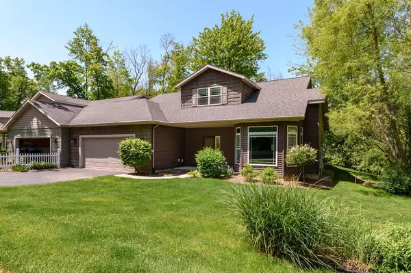 9384 The Woodlands Trail, Portage, MI 49002