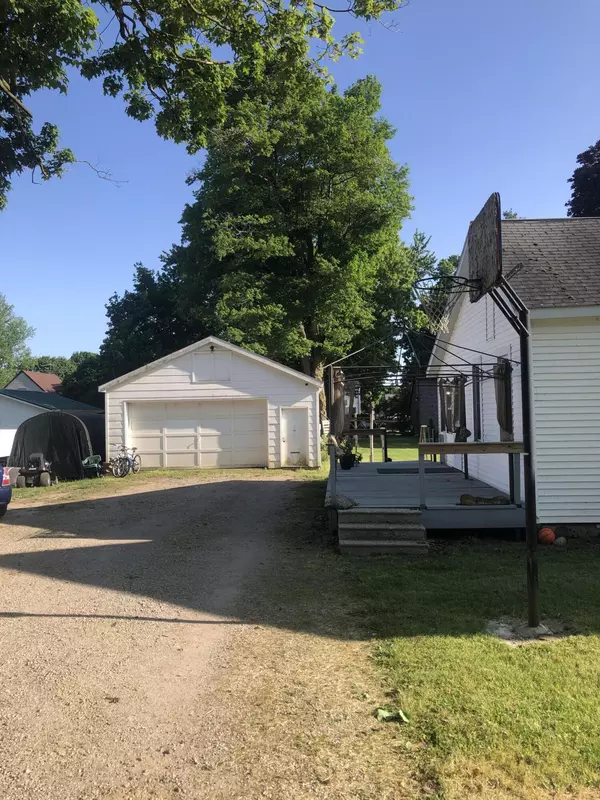 Mendon, MI 49072,336 Burr Oak Street