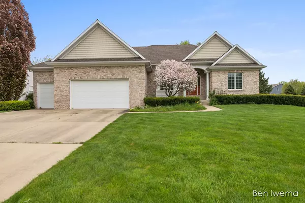 7438 Whistlewood SW Drive, Byron Center, MI 49315