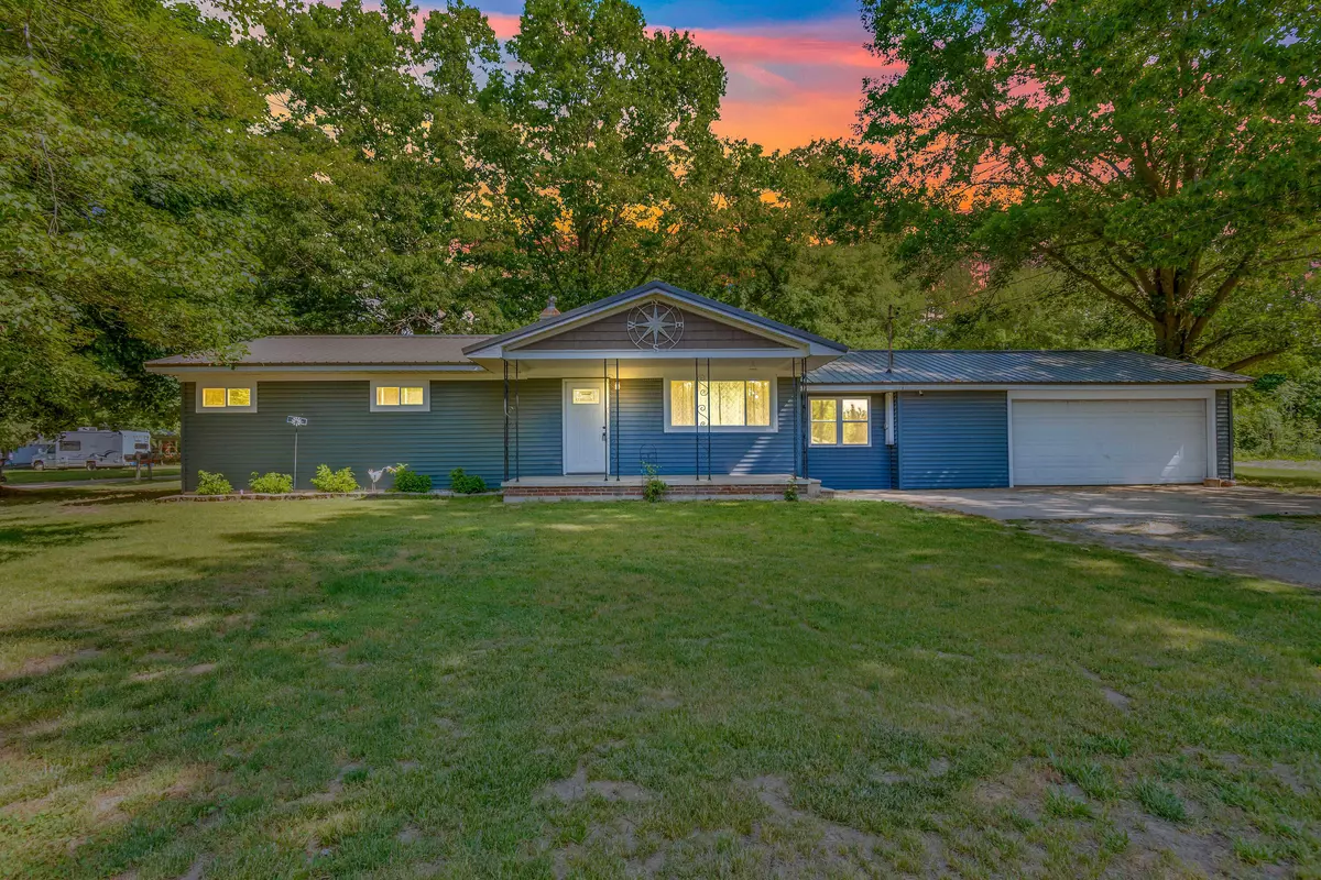 Reading, MI 49274,9086 Chief Street