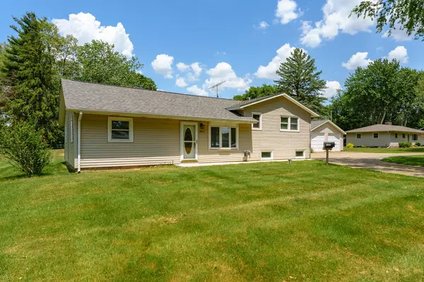4409 E T U Avenue, Vicksburg, MI 49097