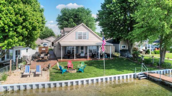 4222 W Joy Road, Shelbyville, MI 49344