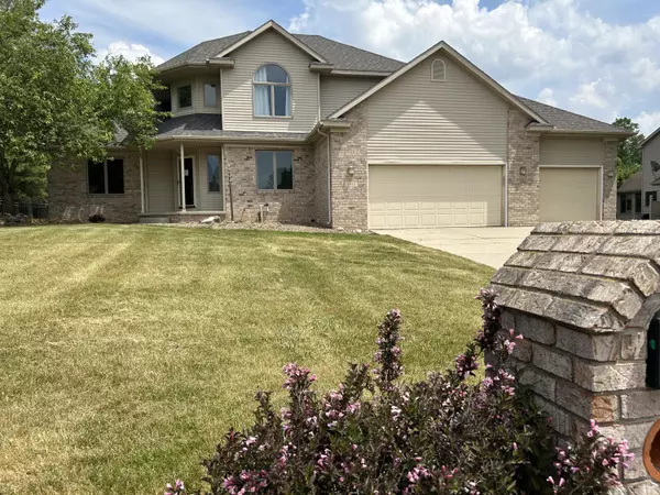 1512 Settlers Hill Drive, Lansing, MI 48917