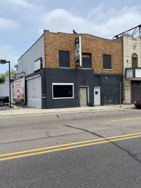 741 LEONARD NW Street, Grand Rapids, MI 49504