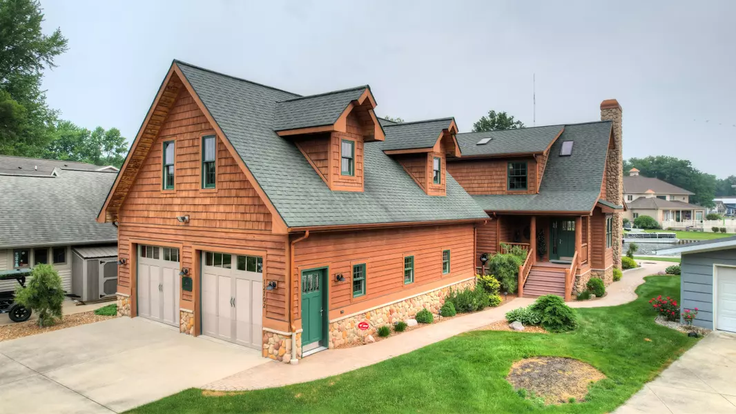 12702 Park Drive, Wayland, MI 49348
