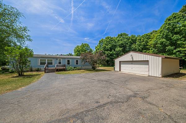 49496 County Road 388, Grand Junction, MI 49056