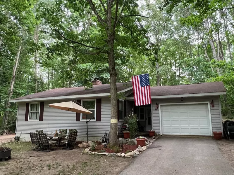 12095 Sable Drive, Stanwood, MI 49346