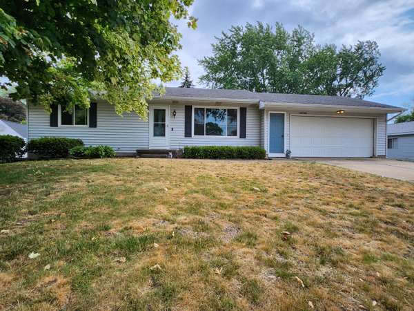 3094 Homewood SW Street, Grandville, MI 49418