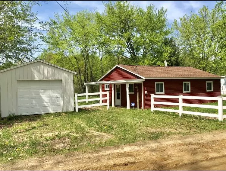 2504 Herlan Lake Drive, Hopkins, MI 49328