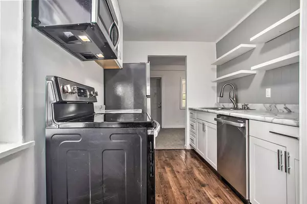 Battle Creek, MI 49014,22 Bradford Street