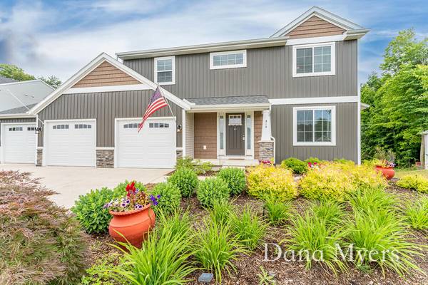 314 Kingfisher Court, Caledonia, MI 49316