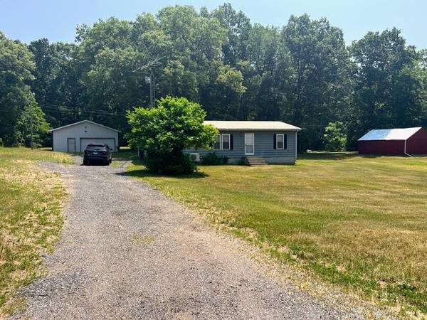 53531 Glenwood Road, Dowagiac, MI 49047