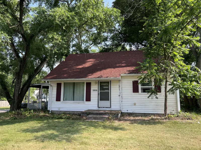 2038 Territorial Road, Benton Harbor, MI 49022