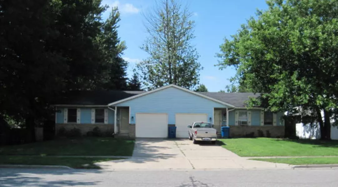 320-322 Danforth Street, Coopersville, MI 49404
