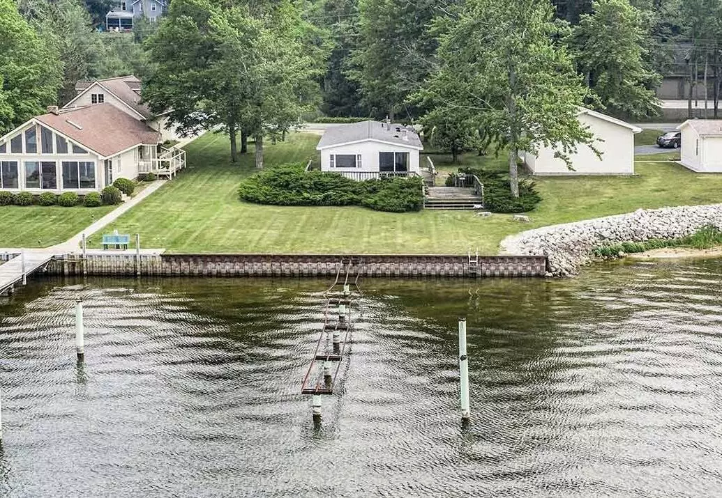 Pentwater, MI 49449,5974 W Longbridge Road