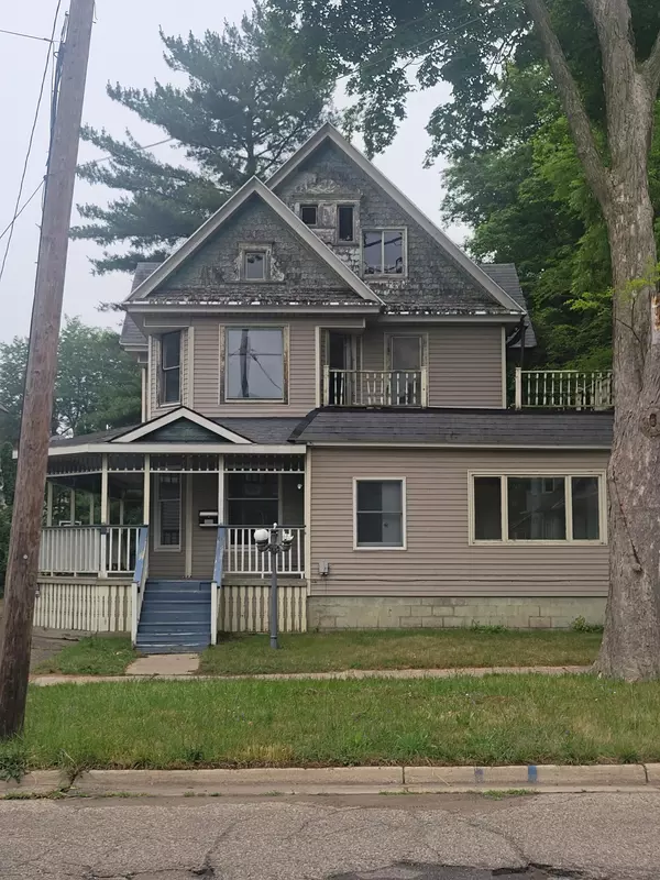 305 E Erie Street, Albion, MI 49224