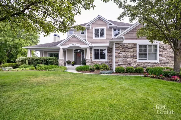 2026 Deerfield SE Court,  Grand Rapids,  MI 49546