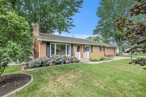 1746 Westwood Court, Jenison, MI 49428