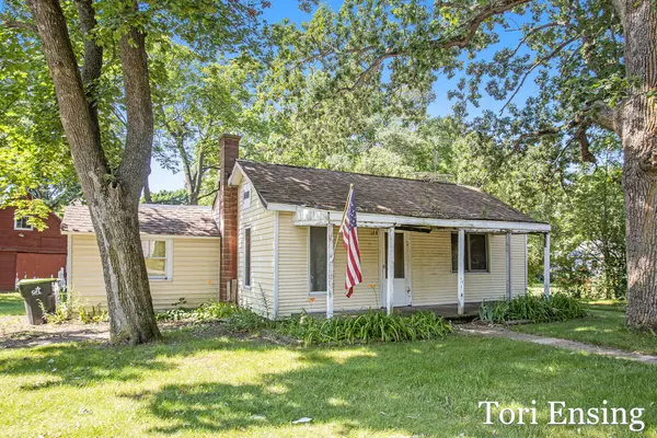 Greenville, MI 48838,609 E Van Deinse Street