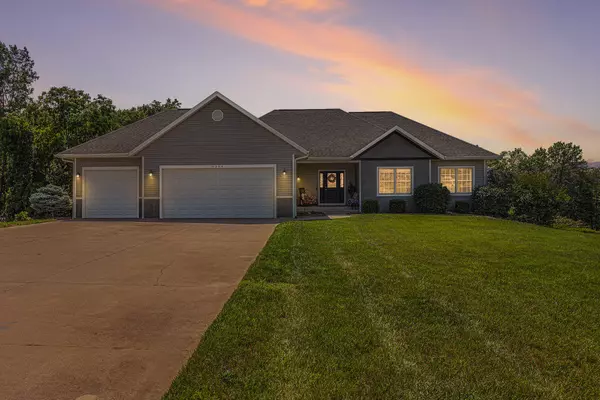 Dorr, MI 49323,4304 Oakland Hills Drive
