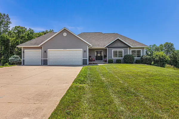 Dorr, MI 49323,4304 Oakland Hills Drive