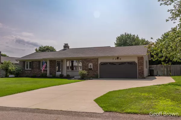 7379 Harmon Lane, Jenison, MI 49428