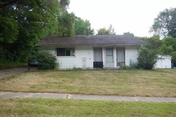 1056 E Mosel Avenue, Kalamazoo, MI 49004