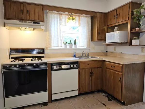 Lansing, MI 48912,205 N Hayford Avenue