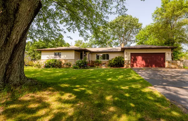 5978 James Drive, Stevensville, MI 49127