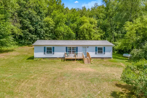 Jonesville, MI 49250,3052 Genesee Road