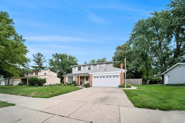 East Lansing, MI 48823,1960 Pinecrest Drive