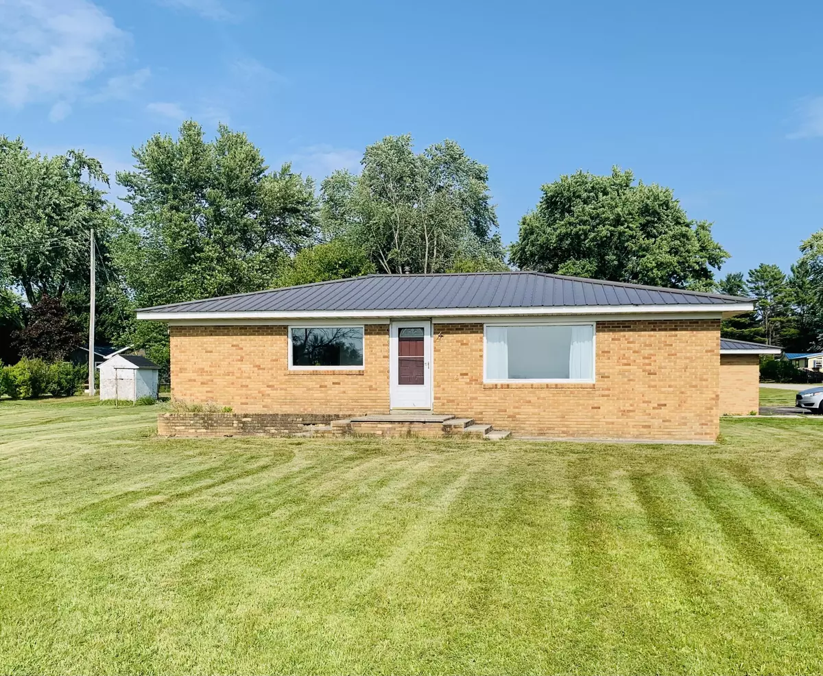 Onekama, MI 49675,7953 FIRST Street