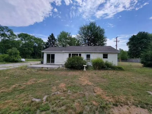 6383 Cline Road, Fruitport, MI 49415