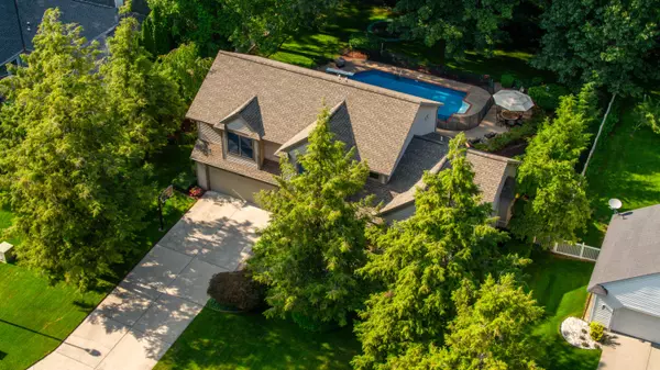 Spring Lake, MI 49456,15421 Oakridge Dr Drive