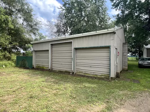 Sherwood, MI 49089,993 Dunks Road