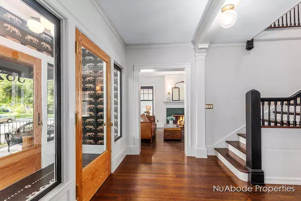 562 Prospect SE Avenue Grand Rapids, MI 49503