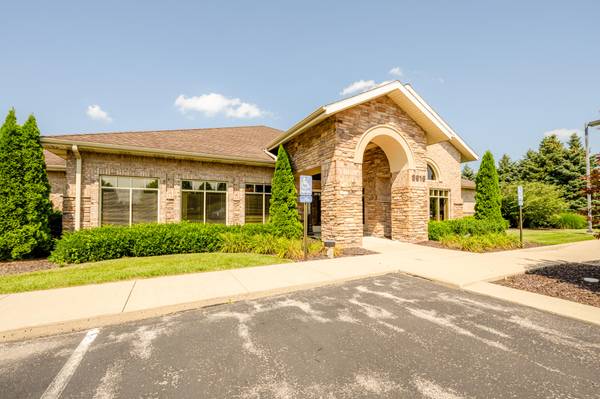 3916 Stonegate Park #B, St. Joseph, MI 49085