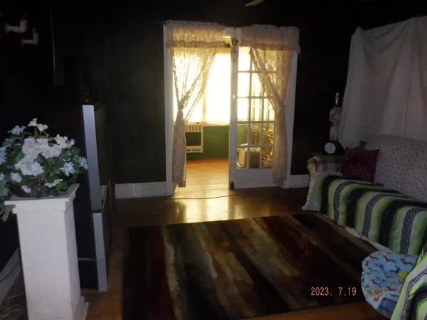 39083 M43 Paw Paw, MI 49079