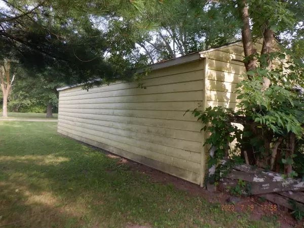 39083 M43 Paw Paw, MI 49079