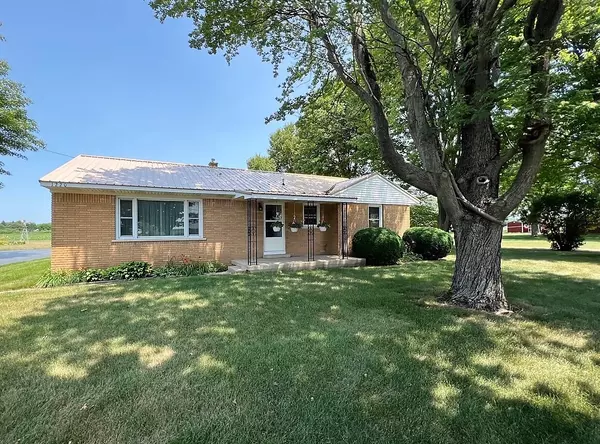 1220 E Fawn River Road, Sturgis, MI 49091