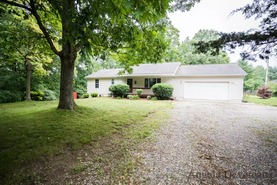 3751 S Johnson Road, Gowen, MI 49326