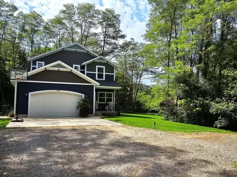 3889 Barnes Road, Ravenna, MI 49451