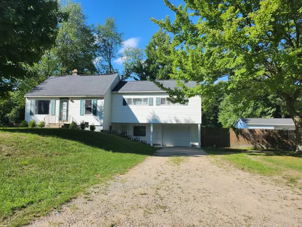Fruitport, MI 49415,5674 Airline Road